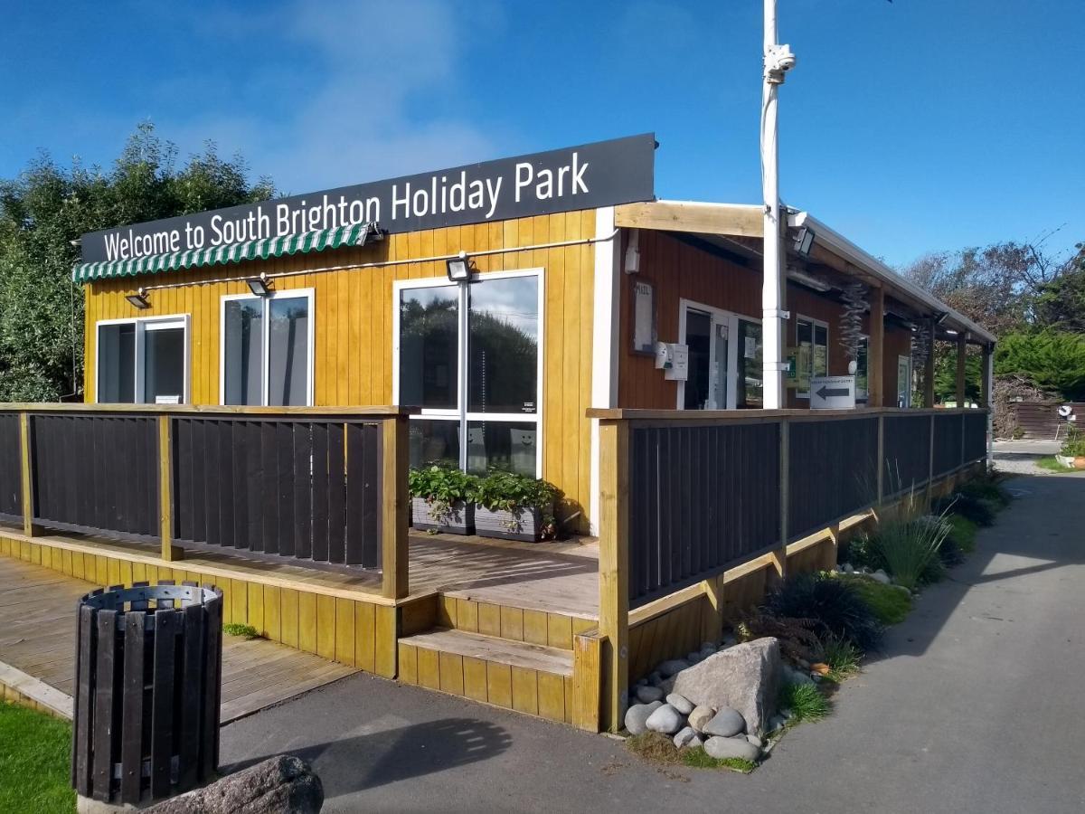 South Brighton Holiday Park Крайстчерч Екстер'єр фото